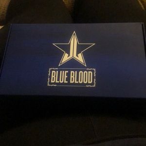 Jeffree star blue blood palette